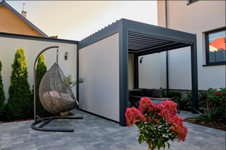 Bioklimatska pergola Winclimatic S500 – stranska ZIP senčila
