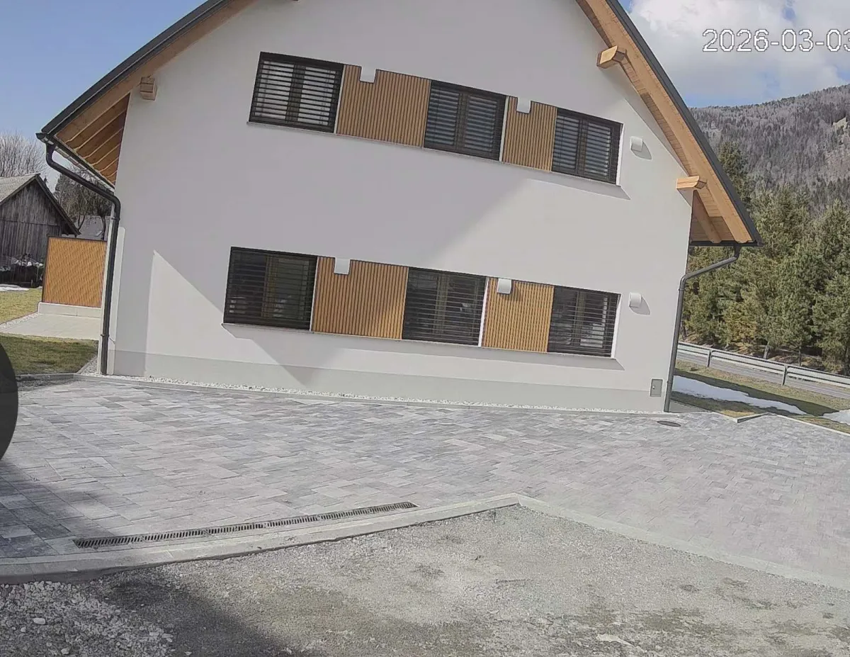 Montaža WPC fasade primer 10
